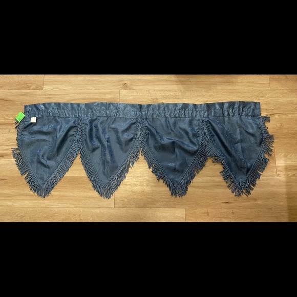 Blue Valance New - Picture 1 of 3
